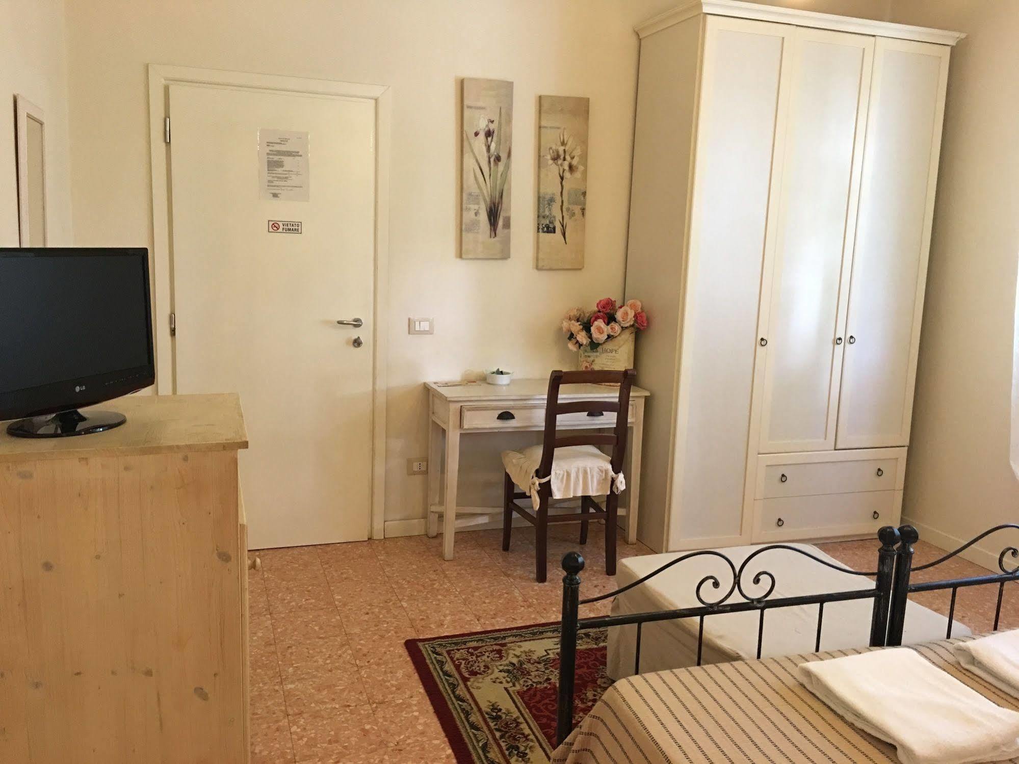 Affittacamere La Casa Di Ugo Ciglione Extérieur photo