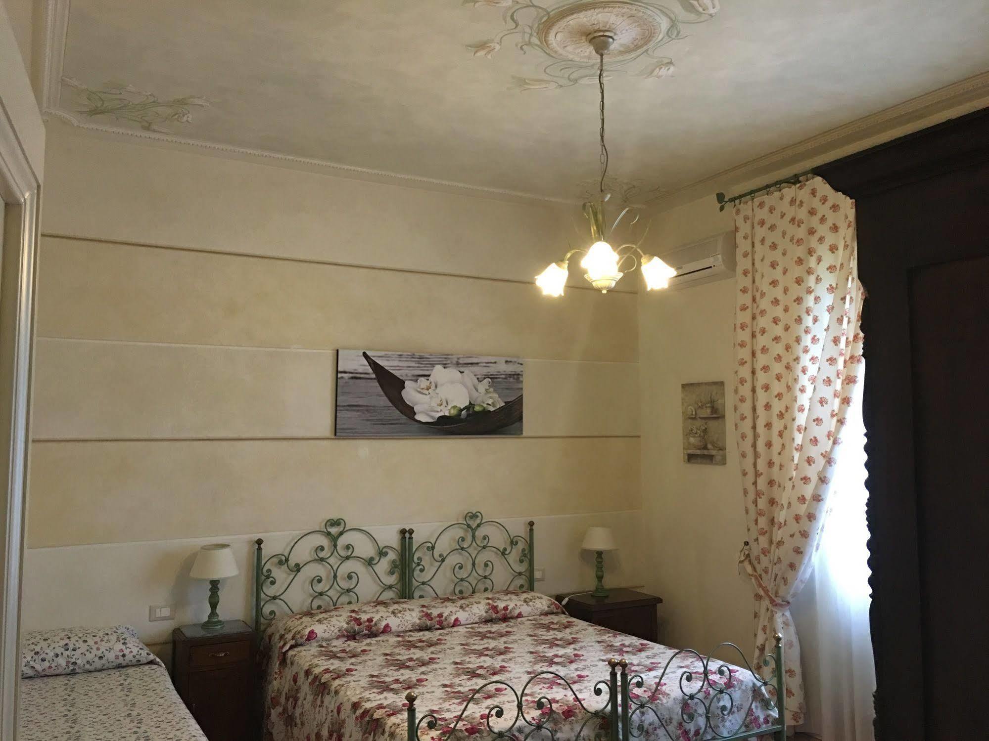 Affittacamere La Casa Di Ugo Ciglione Extérieur photo